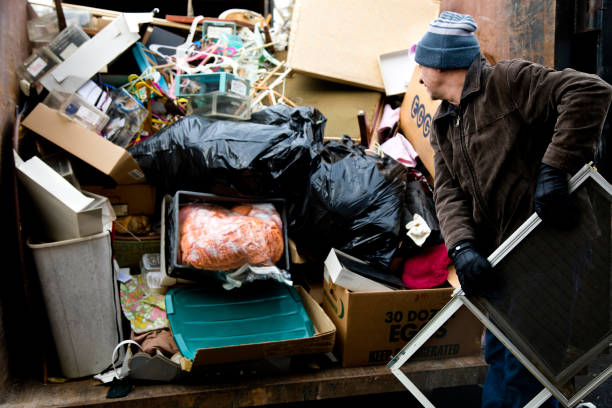 Best Estate Cleanout Services  in Marion, WI